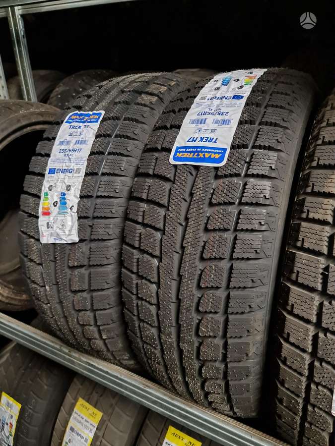 Maxtrek, winter 235/55 R17