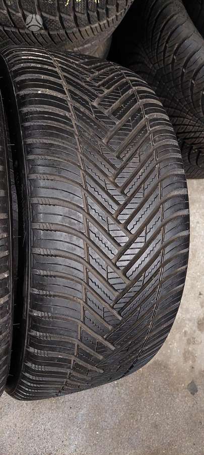 Hankook, universalios 235/35 R19
