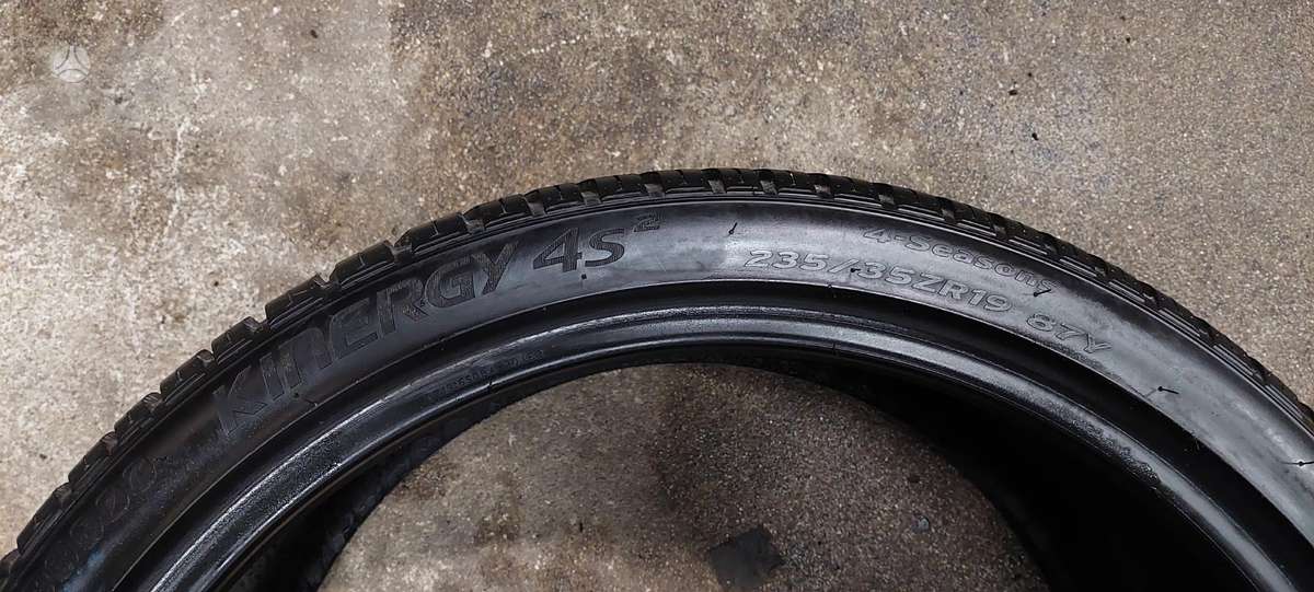 Hankook, universalios 235/35 R19