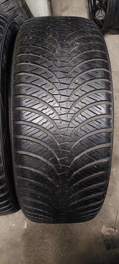 Falken, all-season 225/45 R19