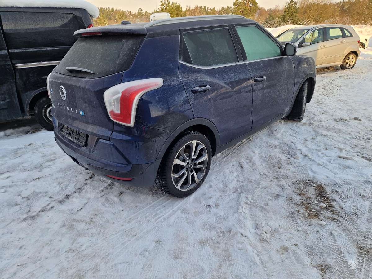 SsangYong Tivoli for parts