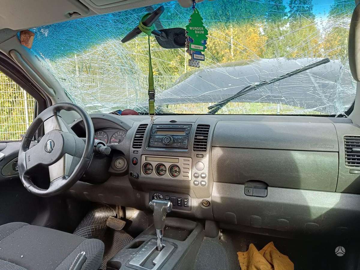 Nissan Navara rezerves daļās