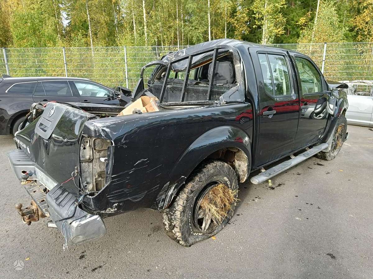 Nissan Navara dalimis