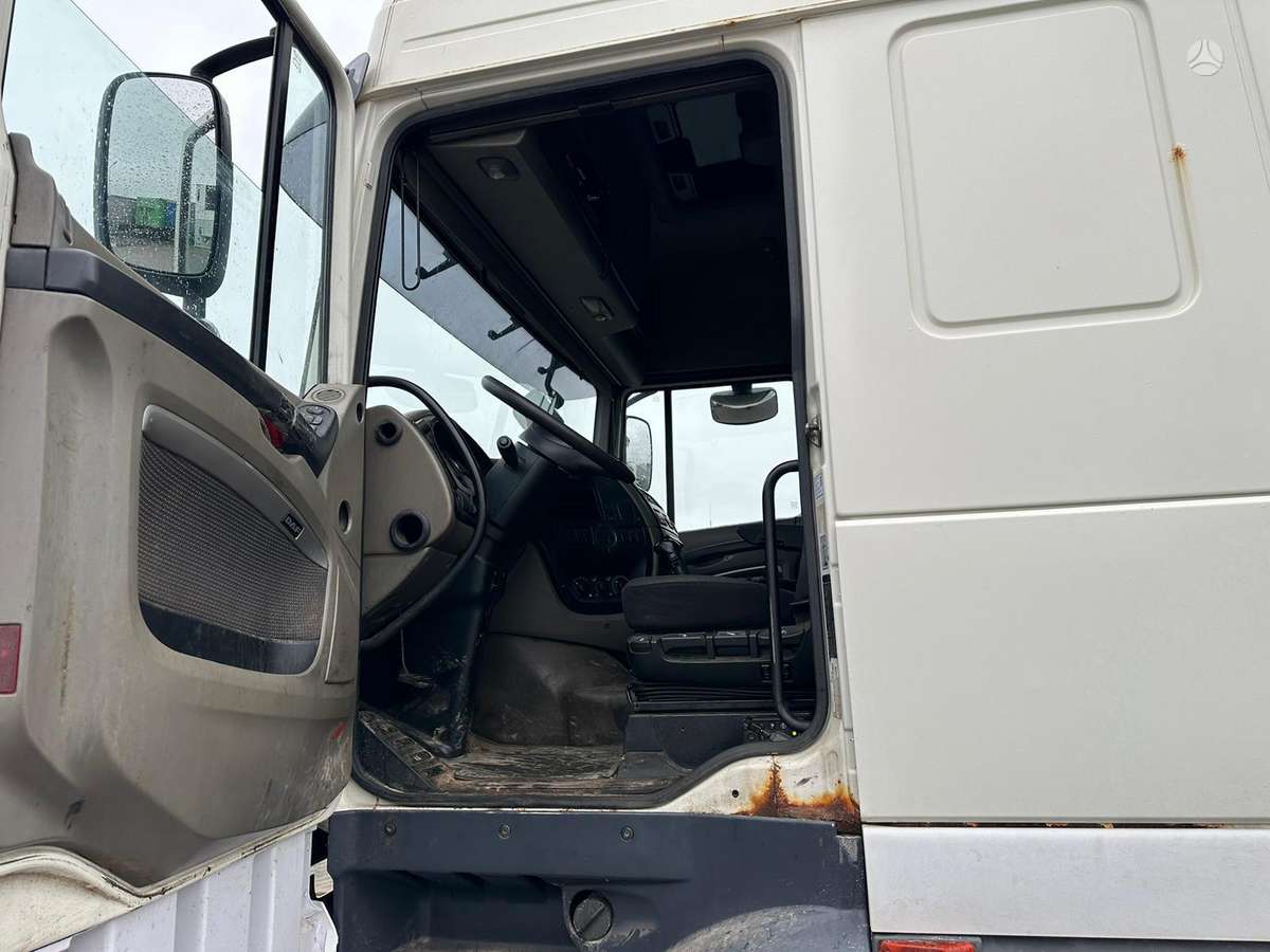 DAF FT XF105, vilcējs