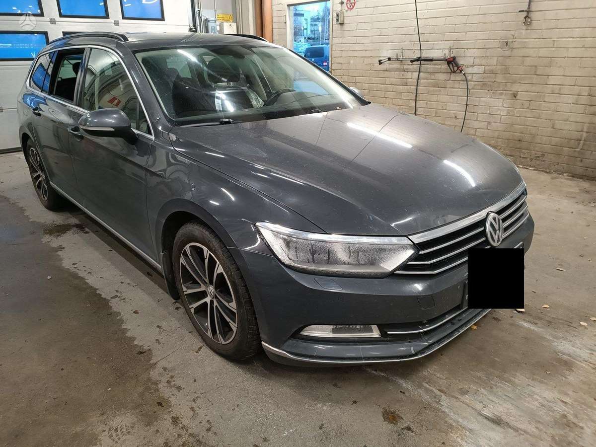 Volkswagen Passat for parts