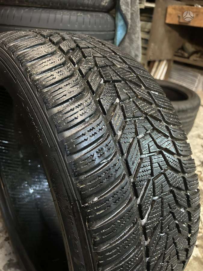 Hankook Icept evo3, winter 245/45 R19 | A24780911