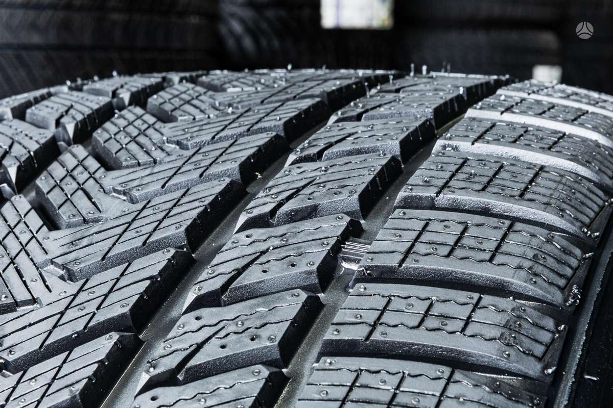 Gripmax SureGrip Pro Winter, winter 245/40 R21