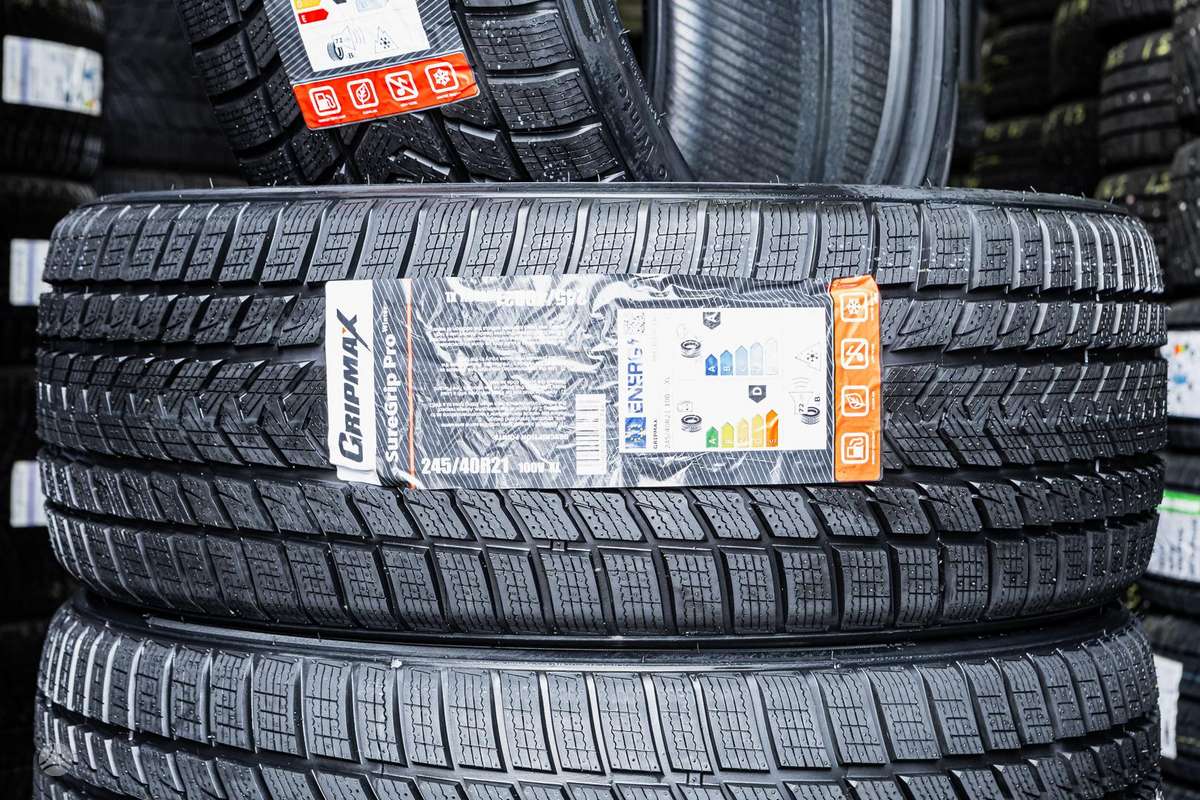 Gripmax SureGrip Pro Winter, winter 245/40 R21