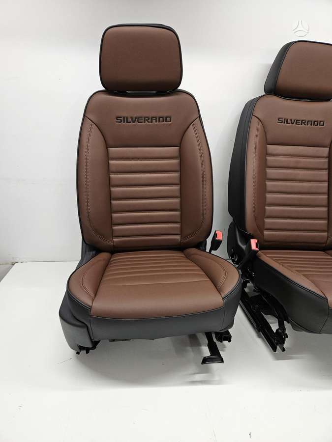 Chevrolet Silverado interior parts