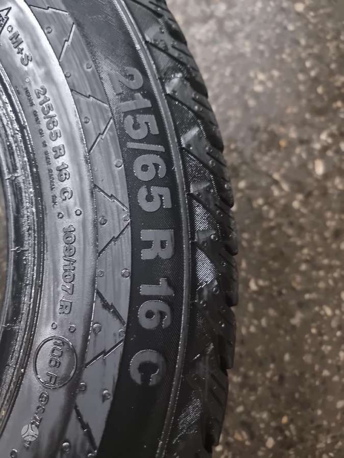 Continental, universalios 215/65 R16