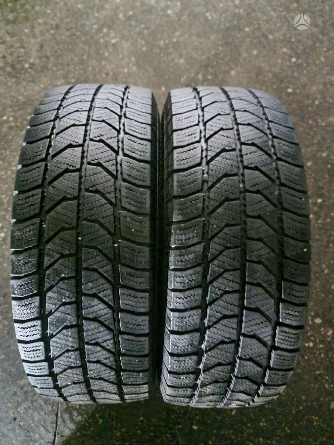 Continental, всесезонные 215/65 R16