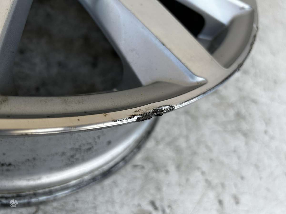Audi A4, 8W0601025, Cen16059