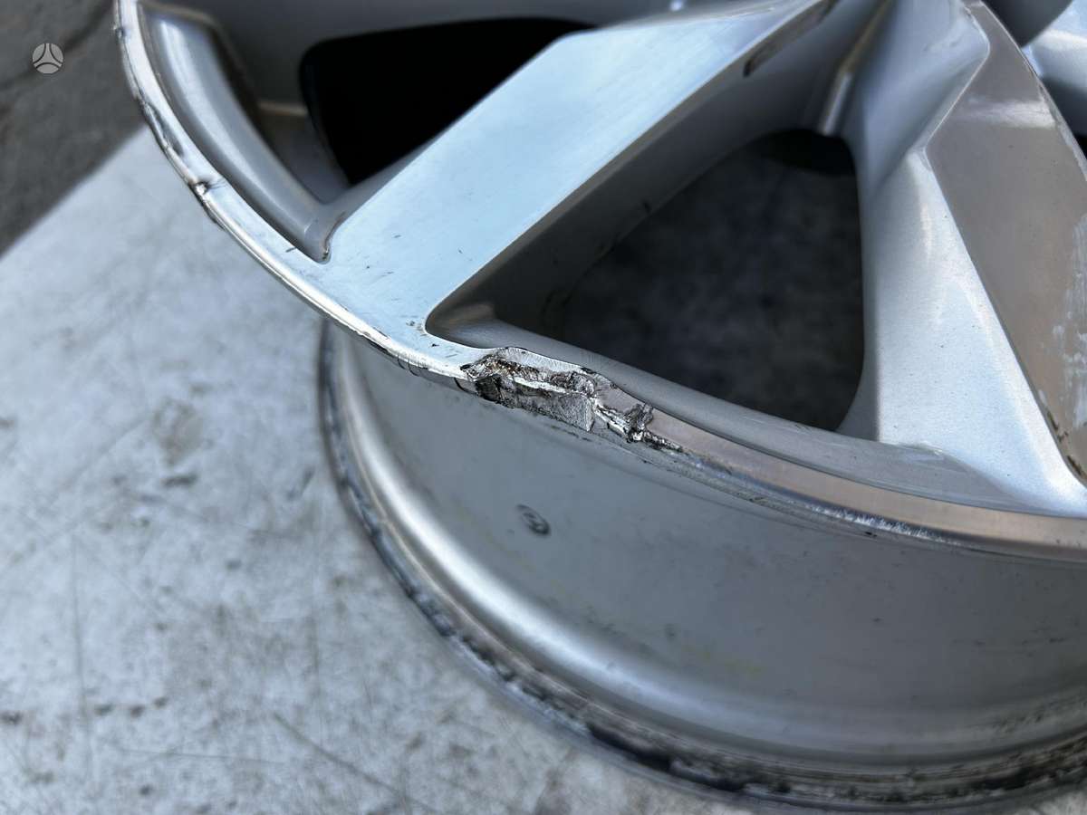 Audi A4, 8W0601025, Cen16059