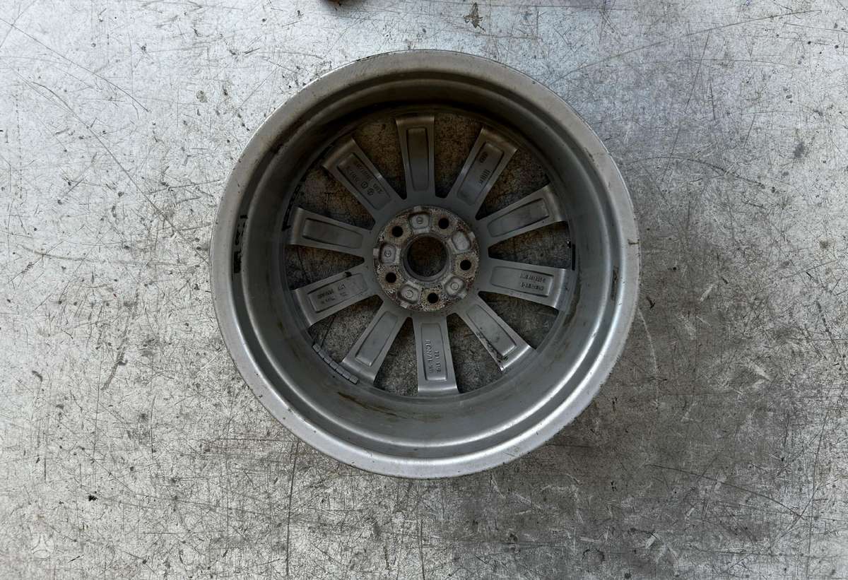 Audi A4, 8W0601025, Cen16059