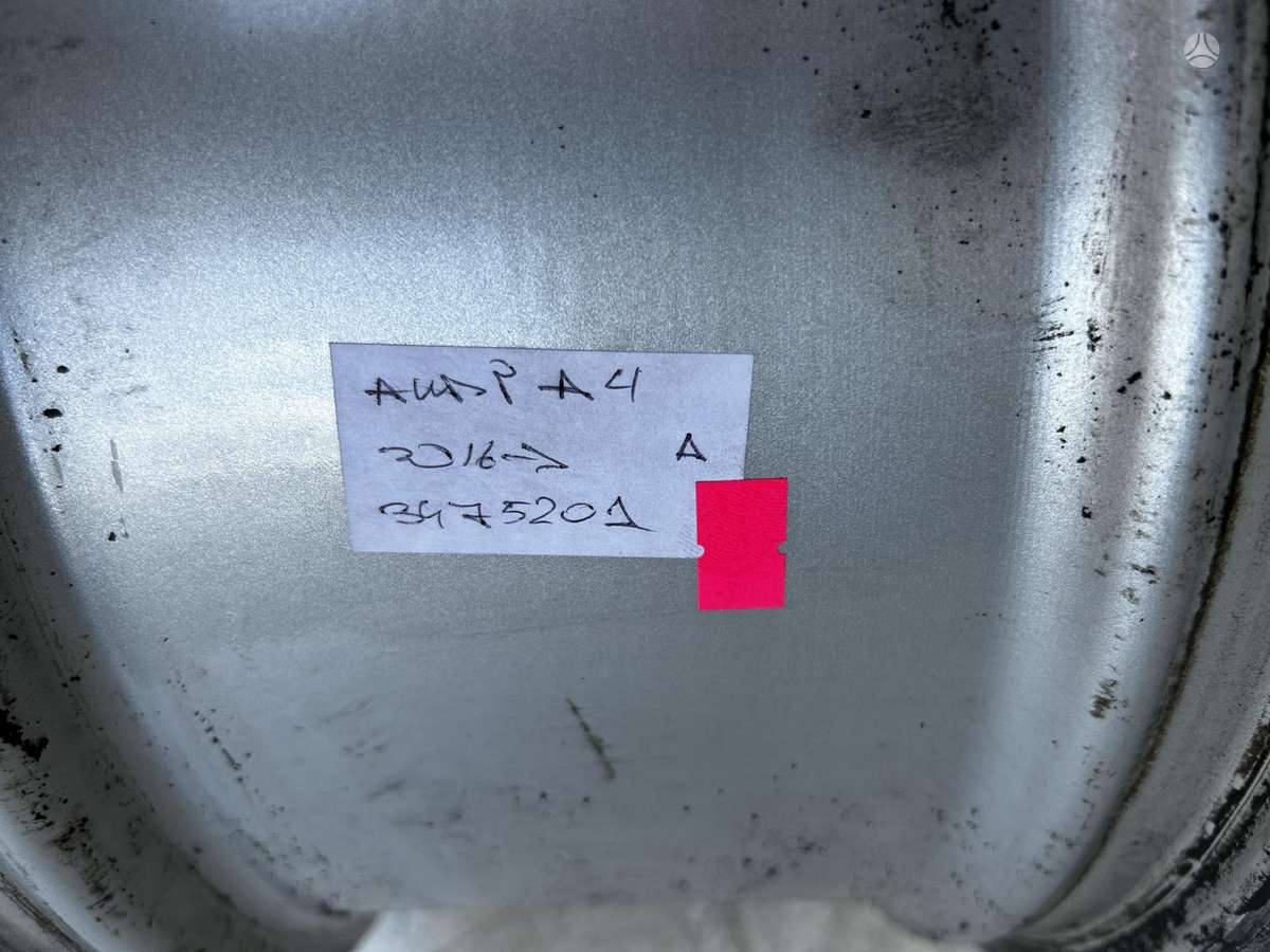 Audi A4, 8W0601025, Cen16059