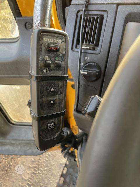 Volvo FL 6, bortiniai
