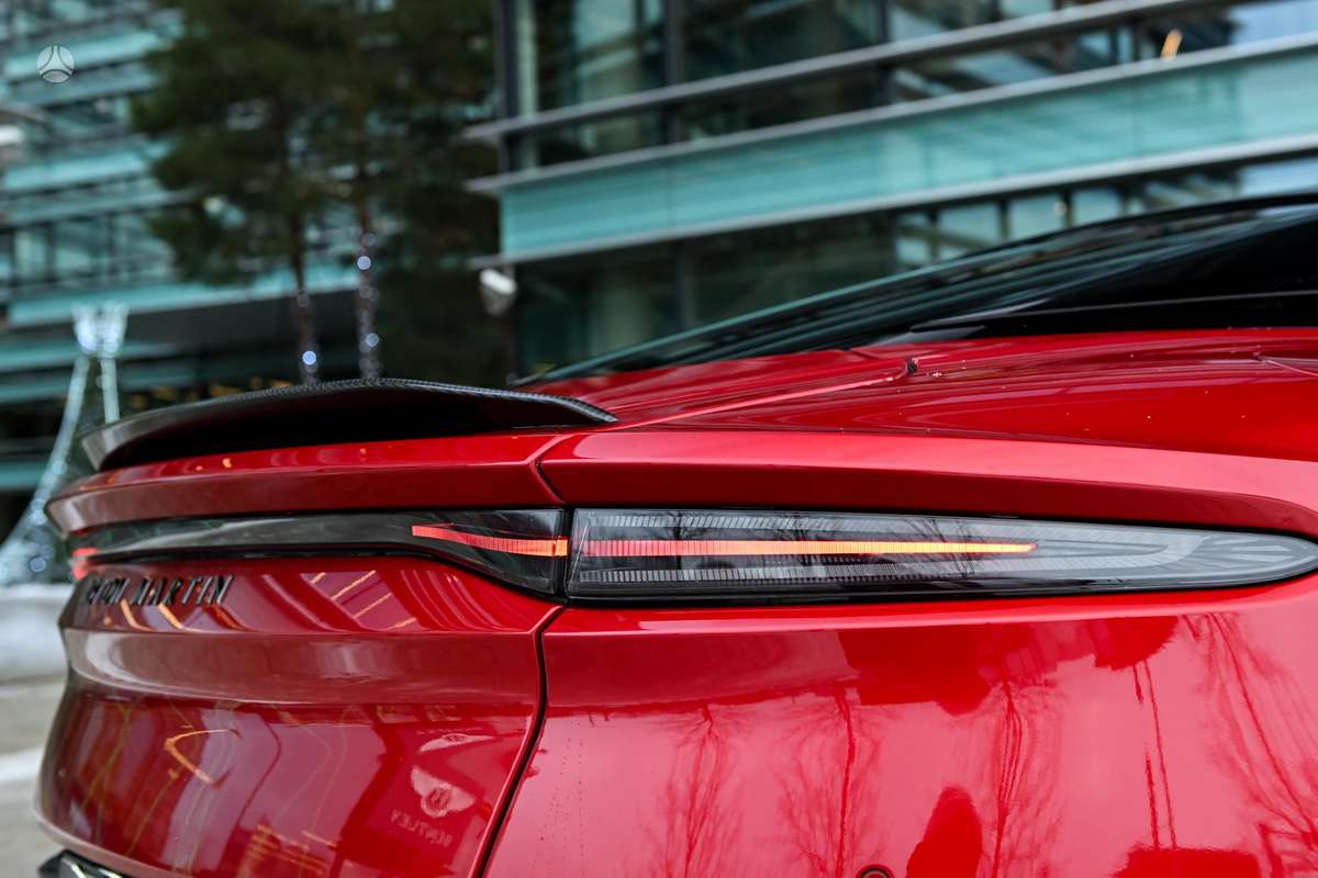 Aston Martin DBS, 5.2 l., coupe