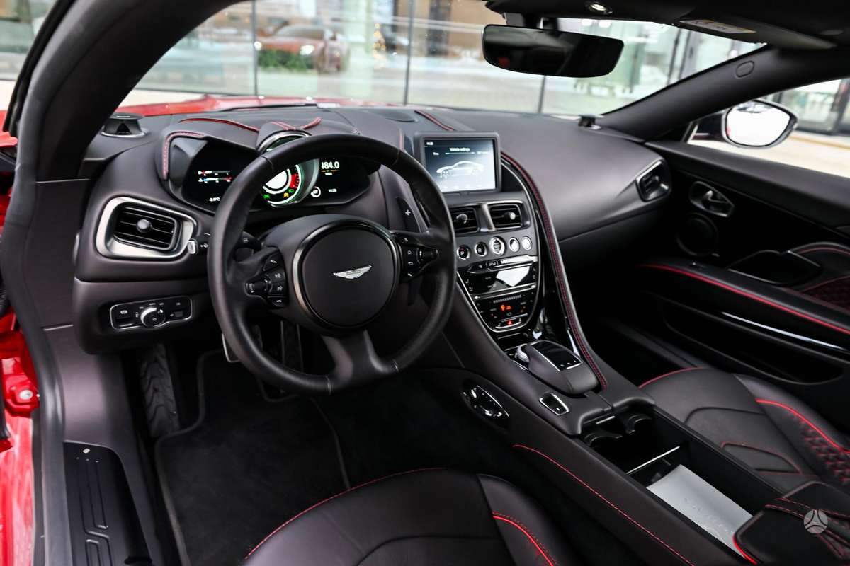 Aston Martin DBS, 5.2 l., coupe