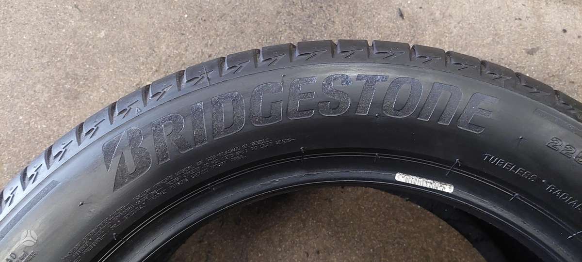 Bridgestone, летние 225/55 R18