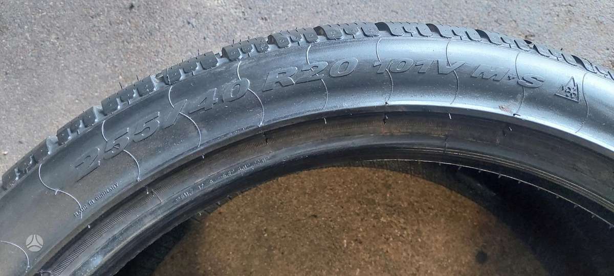 Pirelli, winter 255/40 R20