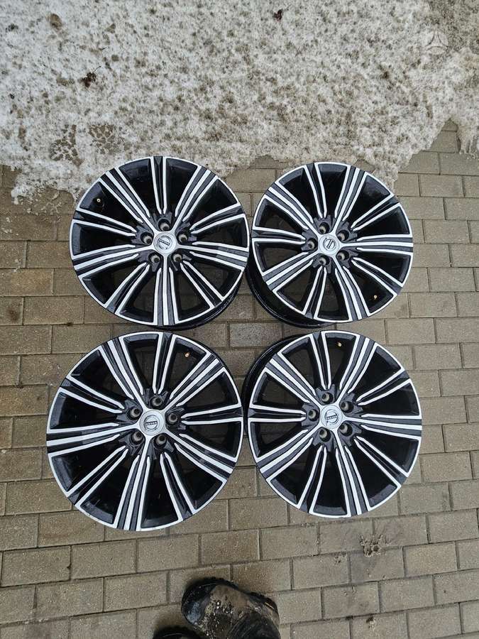Volvo, light alloy, R18