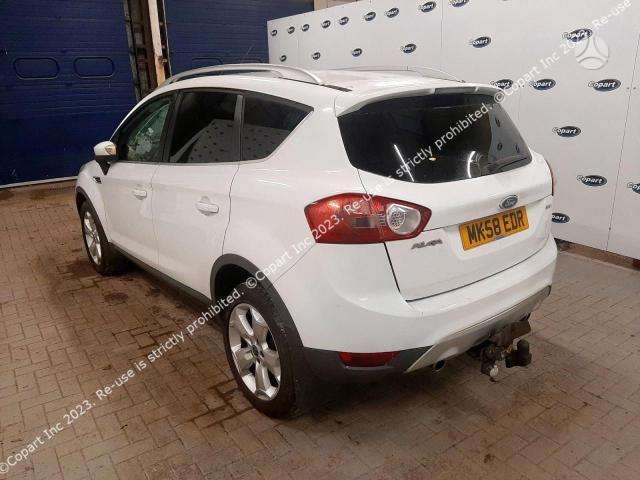 Ford Kuga dalimis