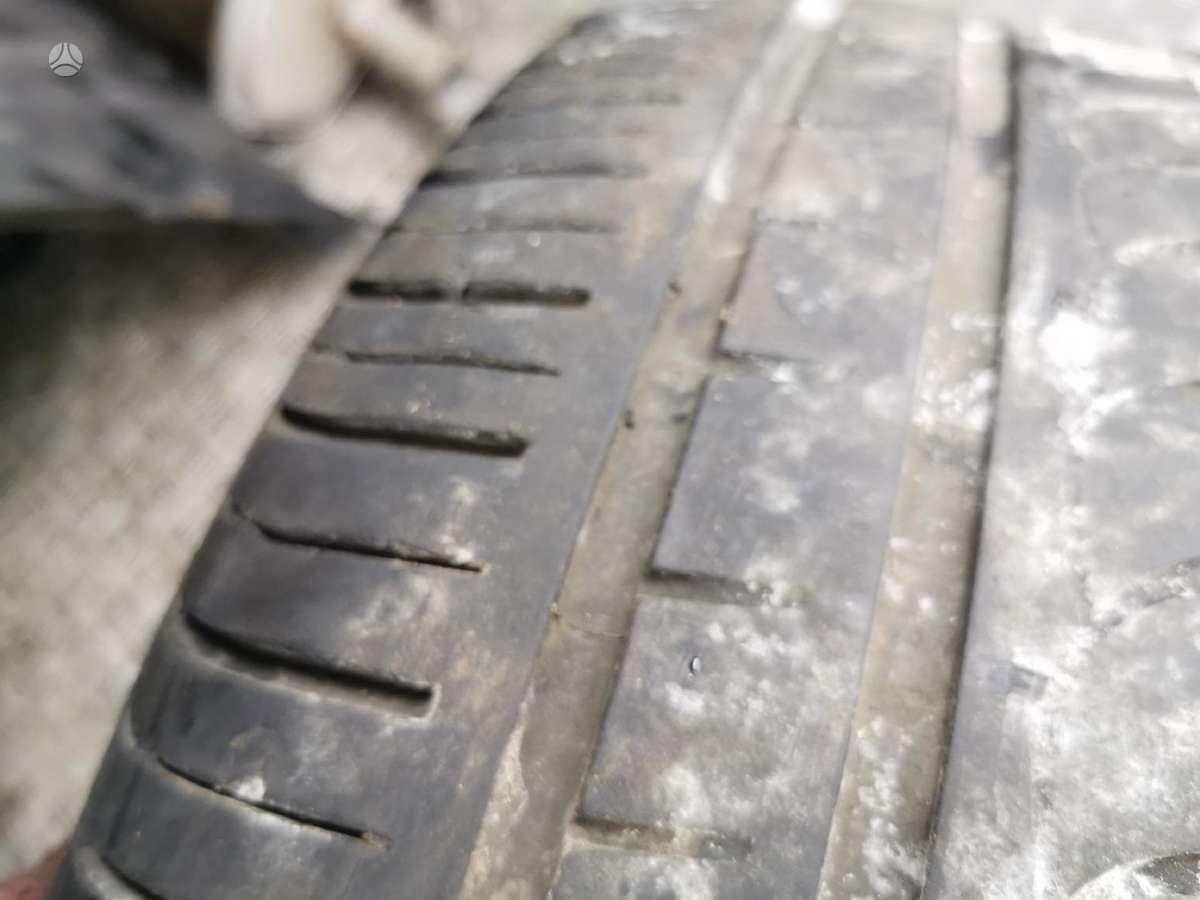 Pirelli P ZERO ROSSO, vasarinės 275/40 R19