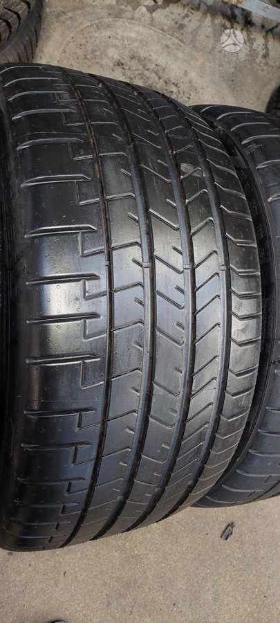 Pirelli, vasaras 265/30 R20