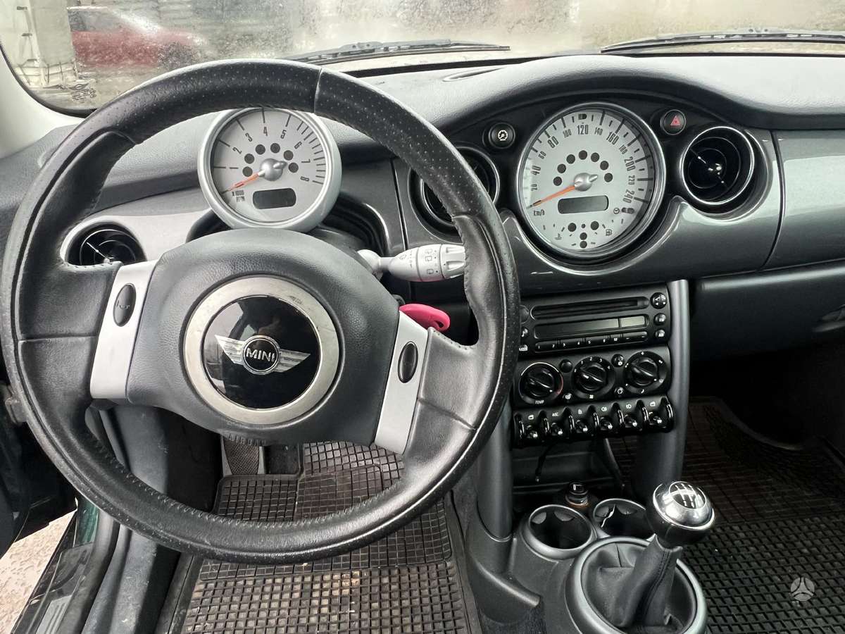 Mini Cooper dalimis. Vokietija 150tkm