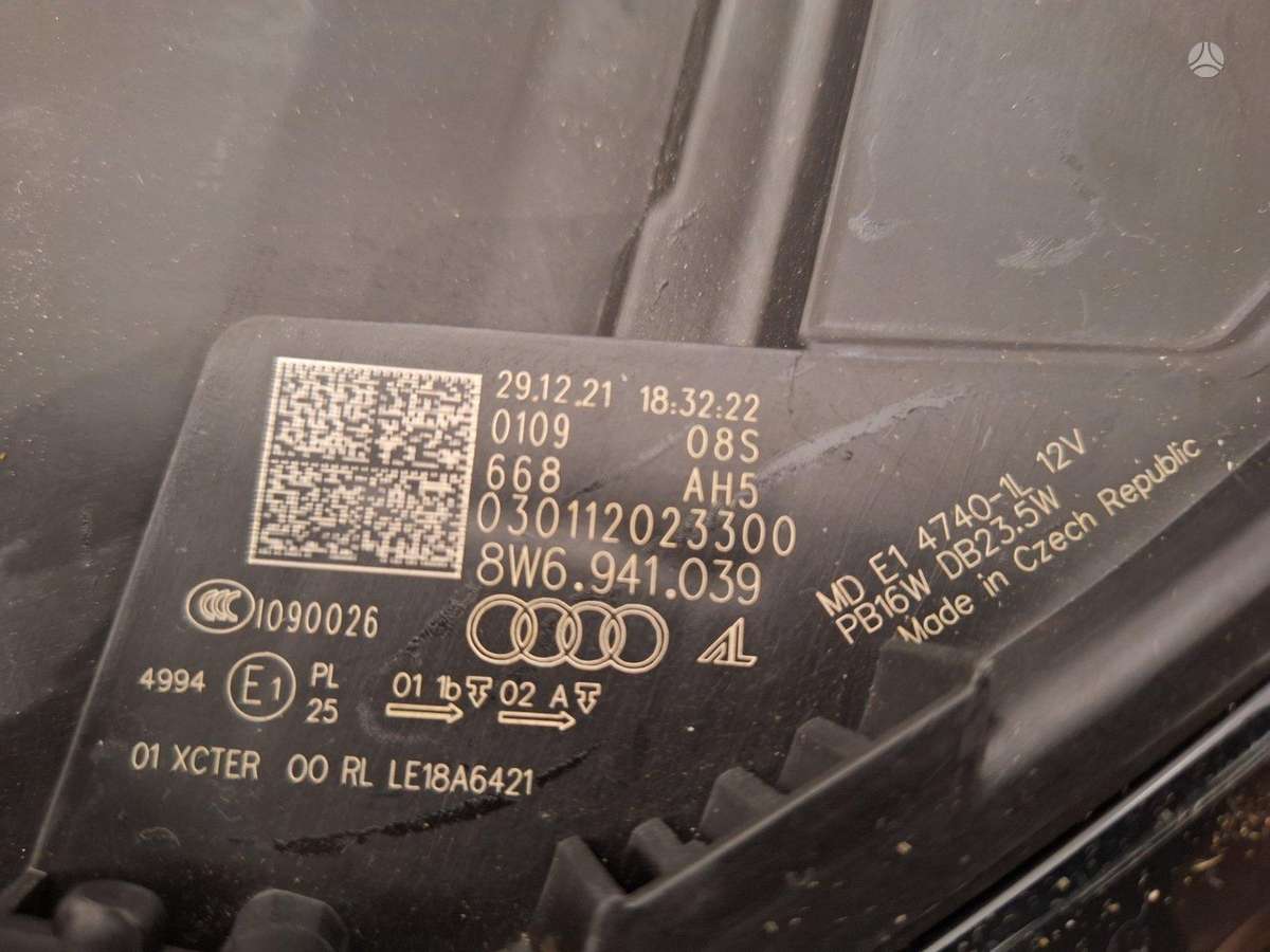 Audi A5 žibintai