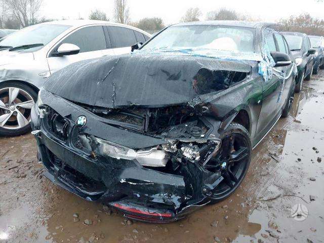 BMW 335