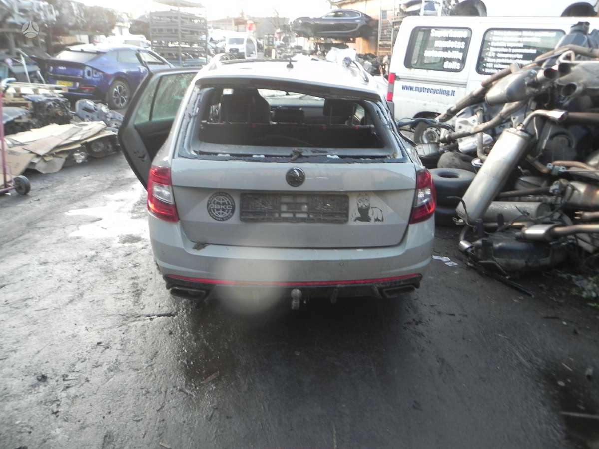 Skoda Octavia по частям