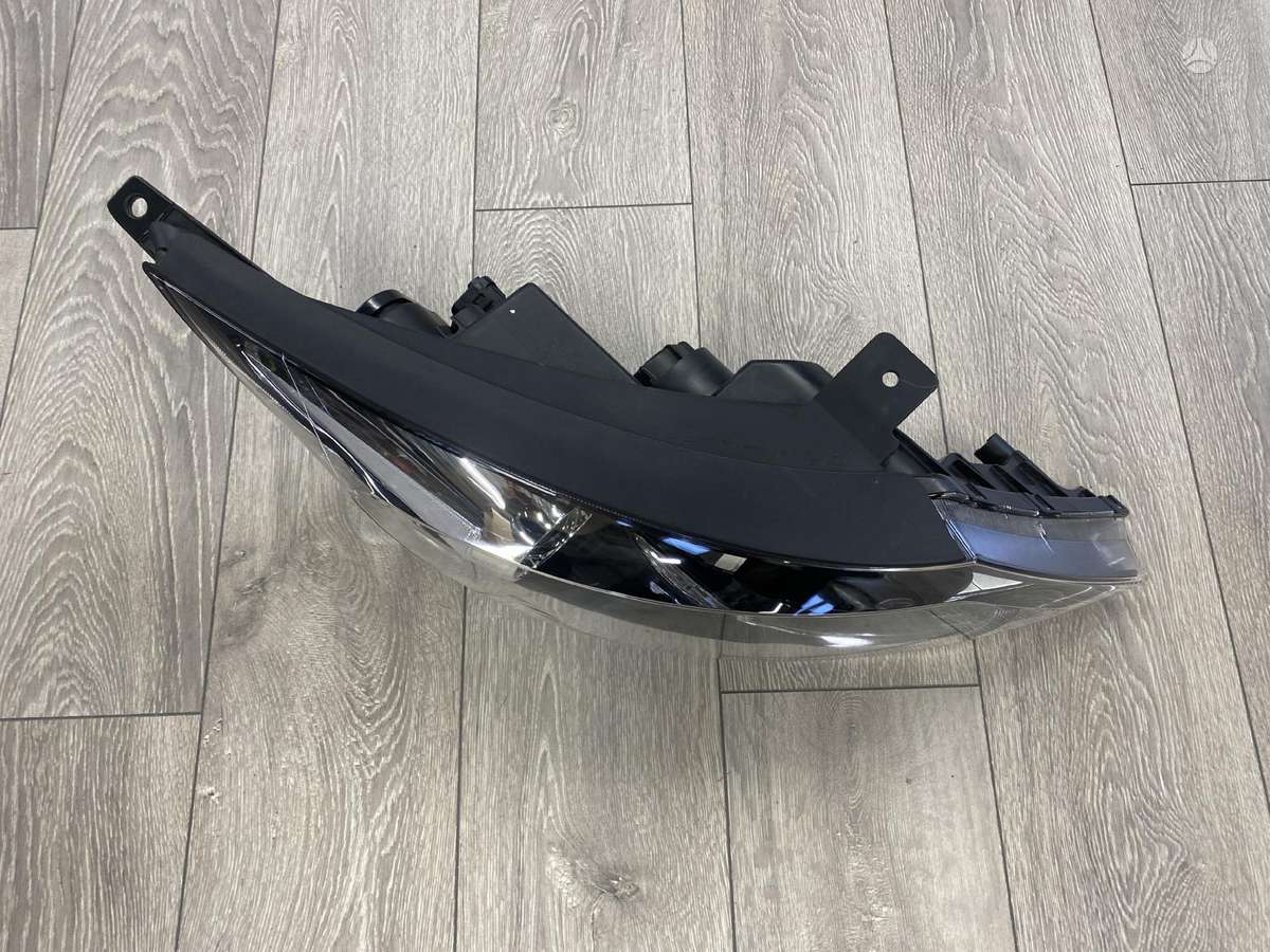 Kia Sportage žibintai