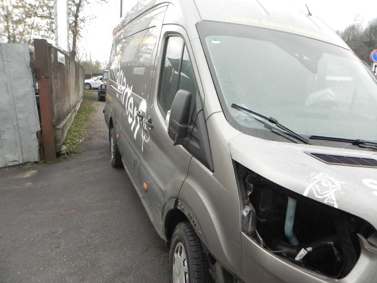 Ford Transit Custom dalimis