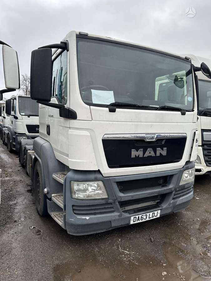 MAN TGS440, single sleeper