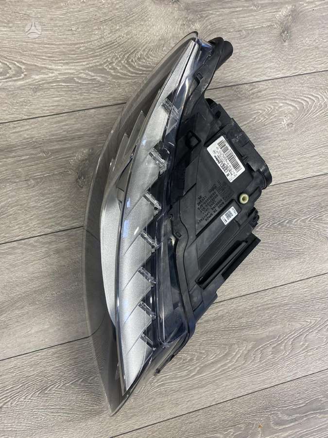 Audi Q7 gaismas