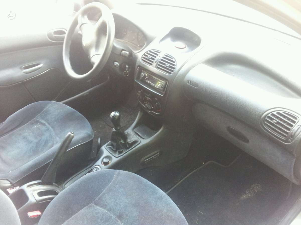 Peugeot 206