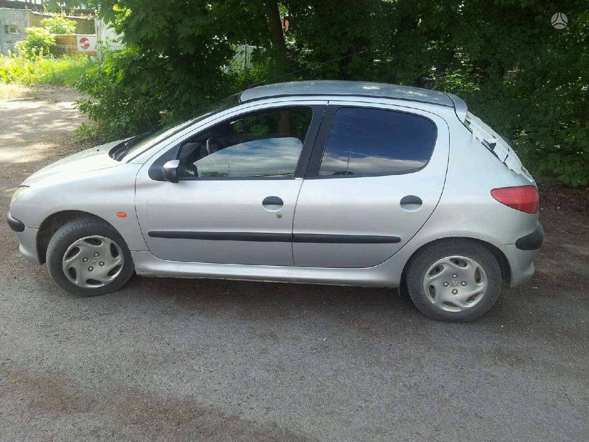Peugeot 206