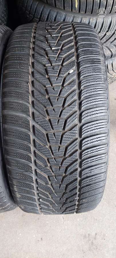 Hankook, зимние 235/35 R19