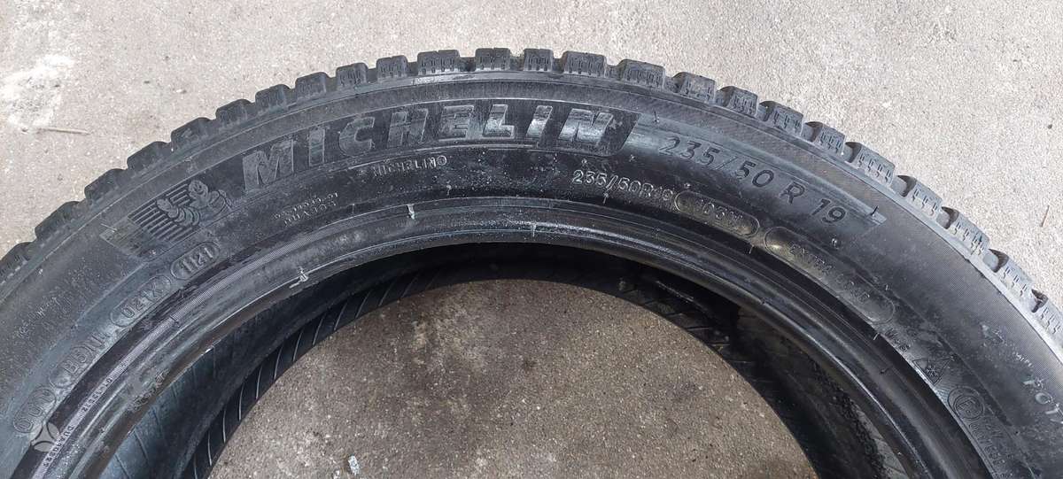 Michelin, всесезонные 235/50 R19