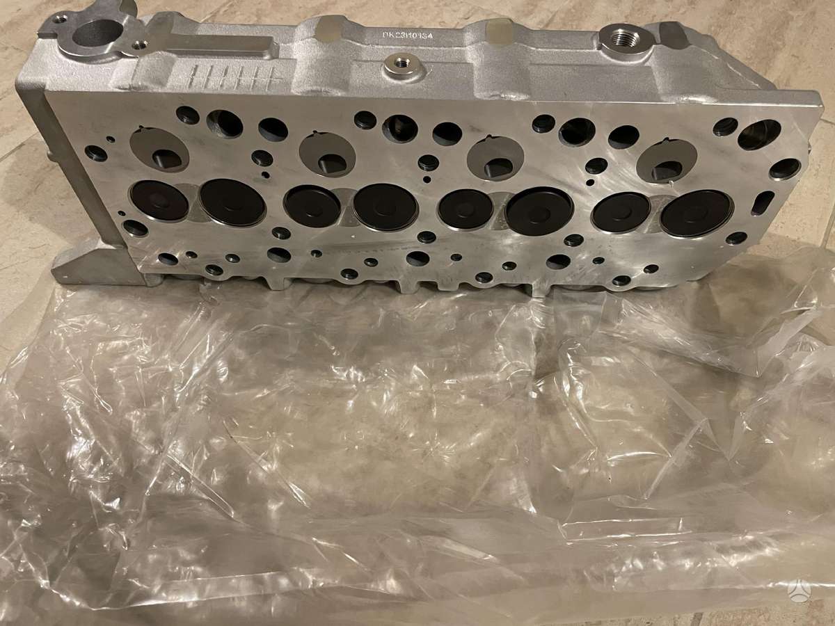 Mitsubishi Montero, 4d56t, cylinder head