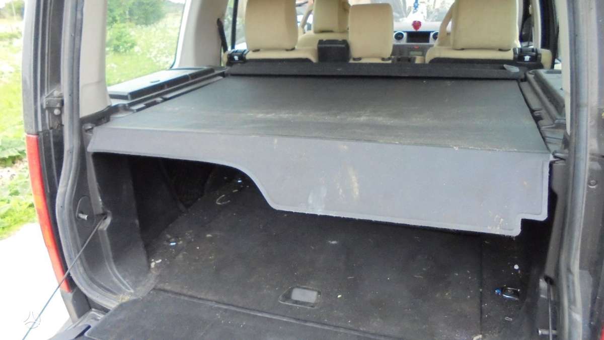 Land Rover Discovery dalimis