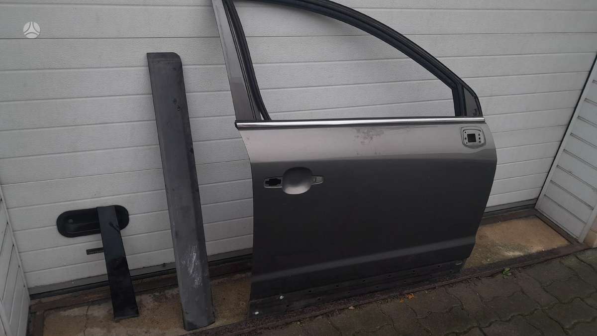 Opel Antara двери