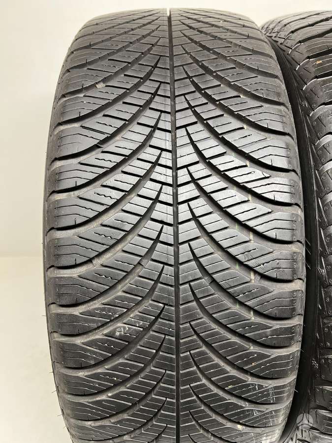 Goodyear Vector4Seasons 2024m, всесезонные 225/45 R19