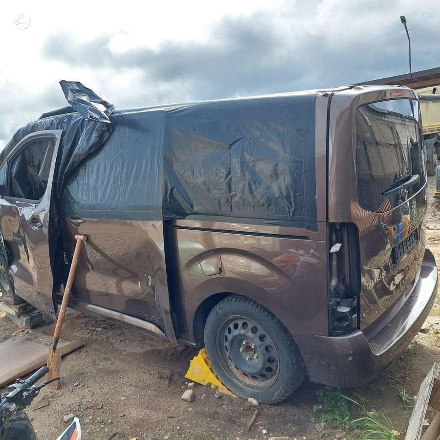 Peugeot Traveller interior parts