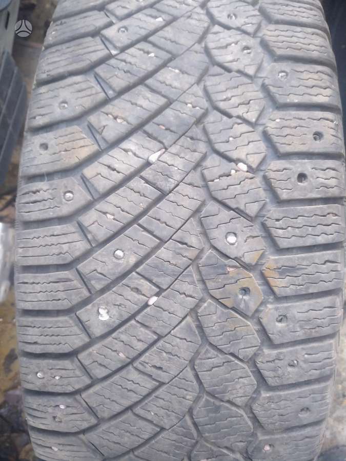 Continental, зимние 235/55 R17