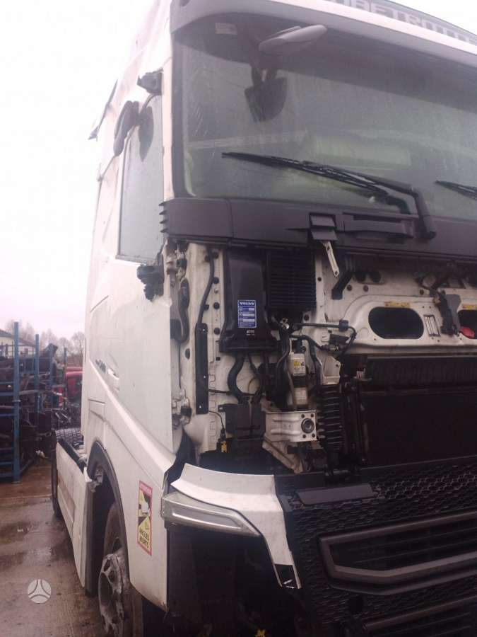 Volvo FH, vilcējs