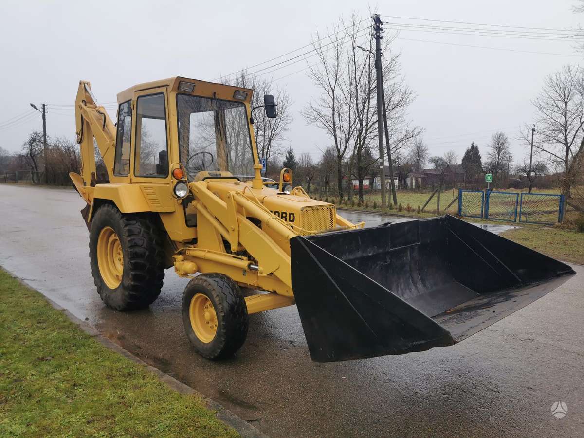 Ford 550, ekskavatoriniai krautuvai