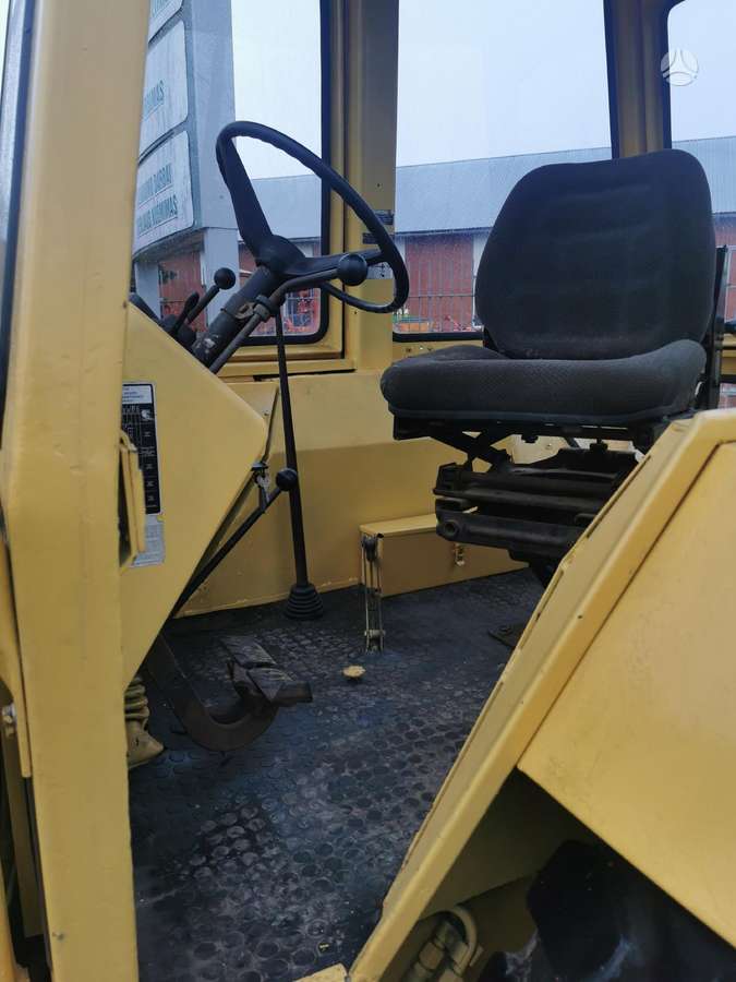 Ford 550, ekskavatoriniai krautuvai