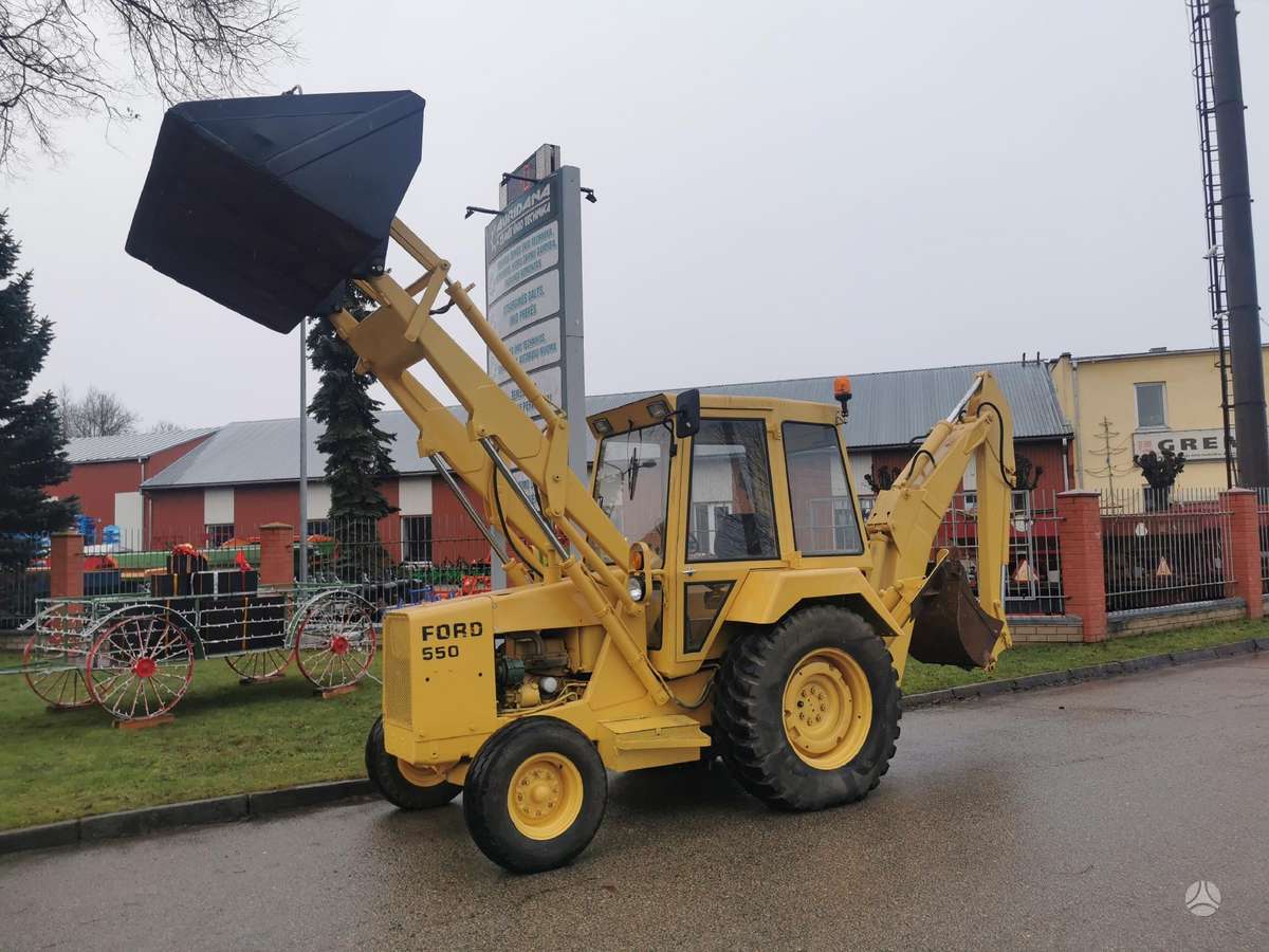 Ford 550, ekskavatoriniai krautuvai